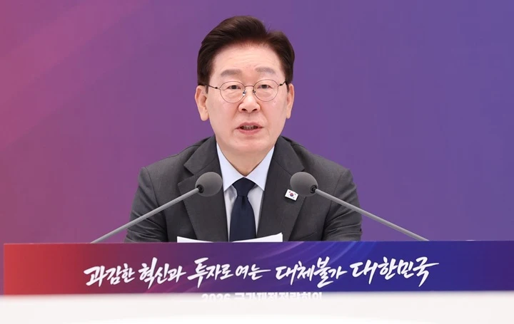 이 대통령 “미래대응기금 신설”…AI 호황 세수 전략 투자