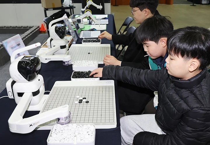 AI 시대 학교가 키우는 ‘가장 먼저 대체될 사람’