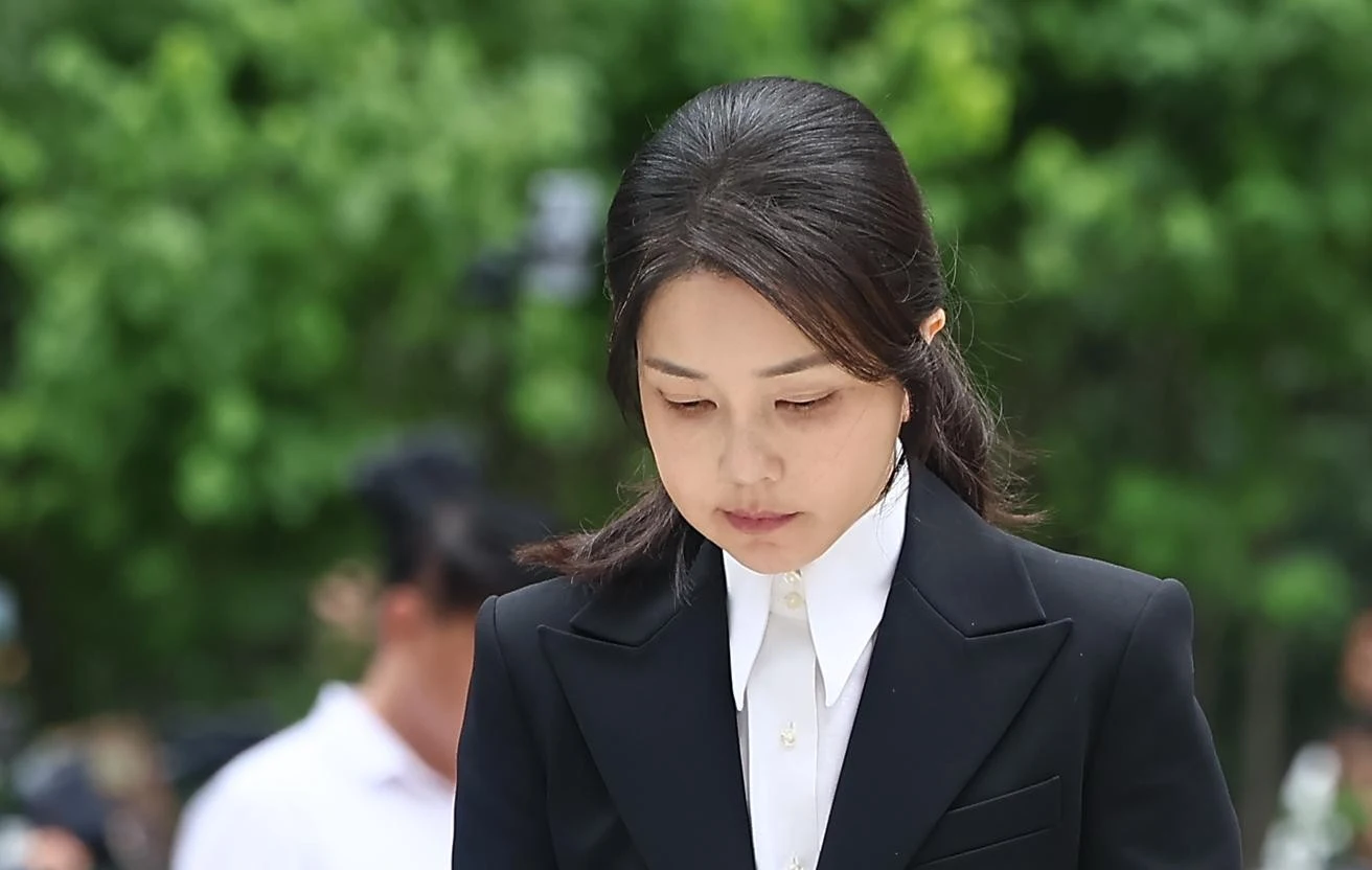 김건희, 2심 징역 5년 선고 하루 만에 상고…특검 상고는 미정
